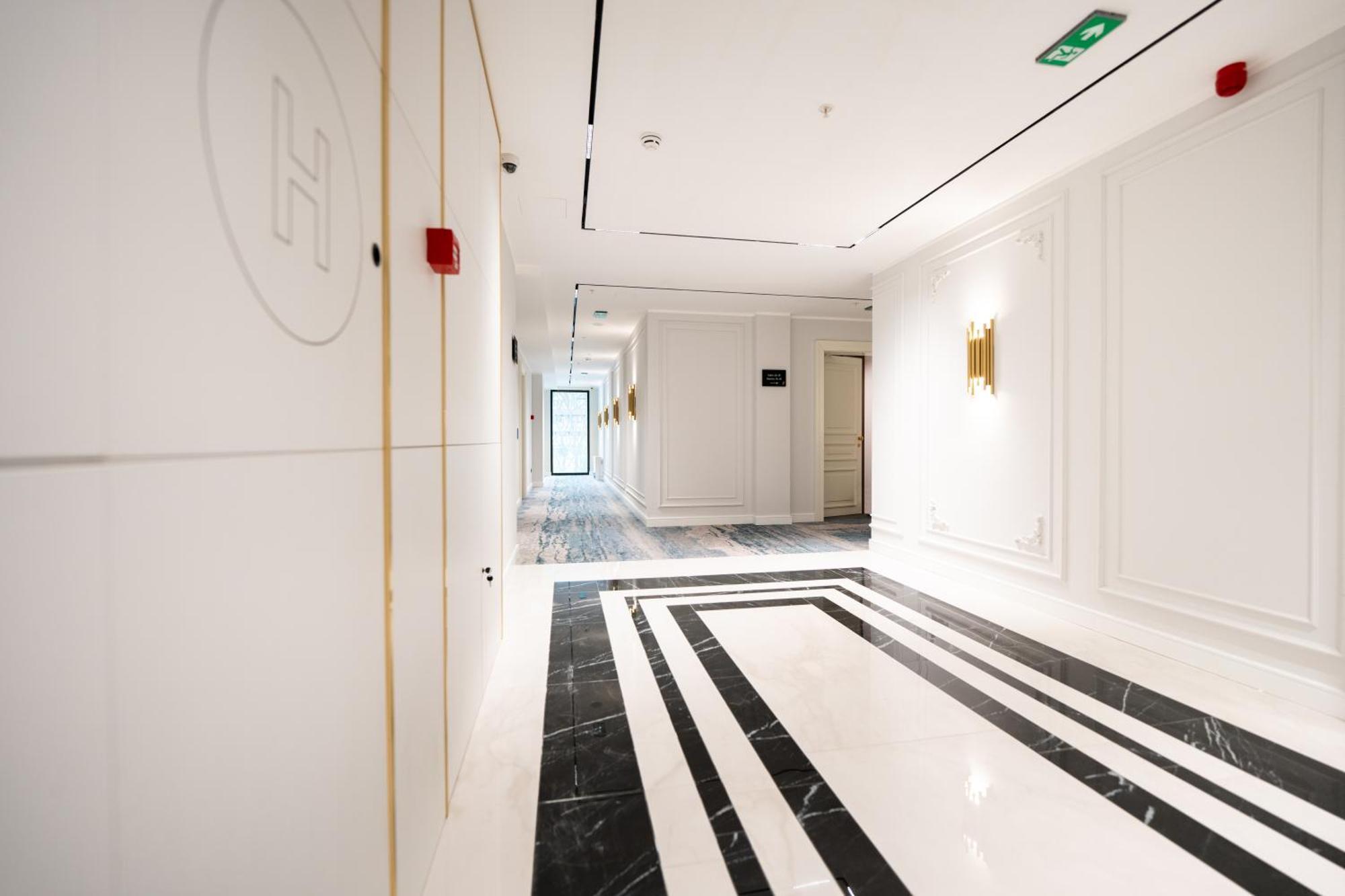 New Belgrade Premium Hotel Exterior foto