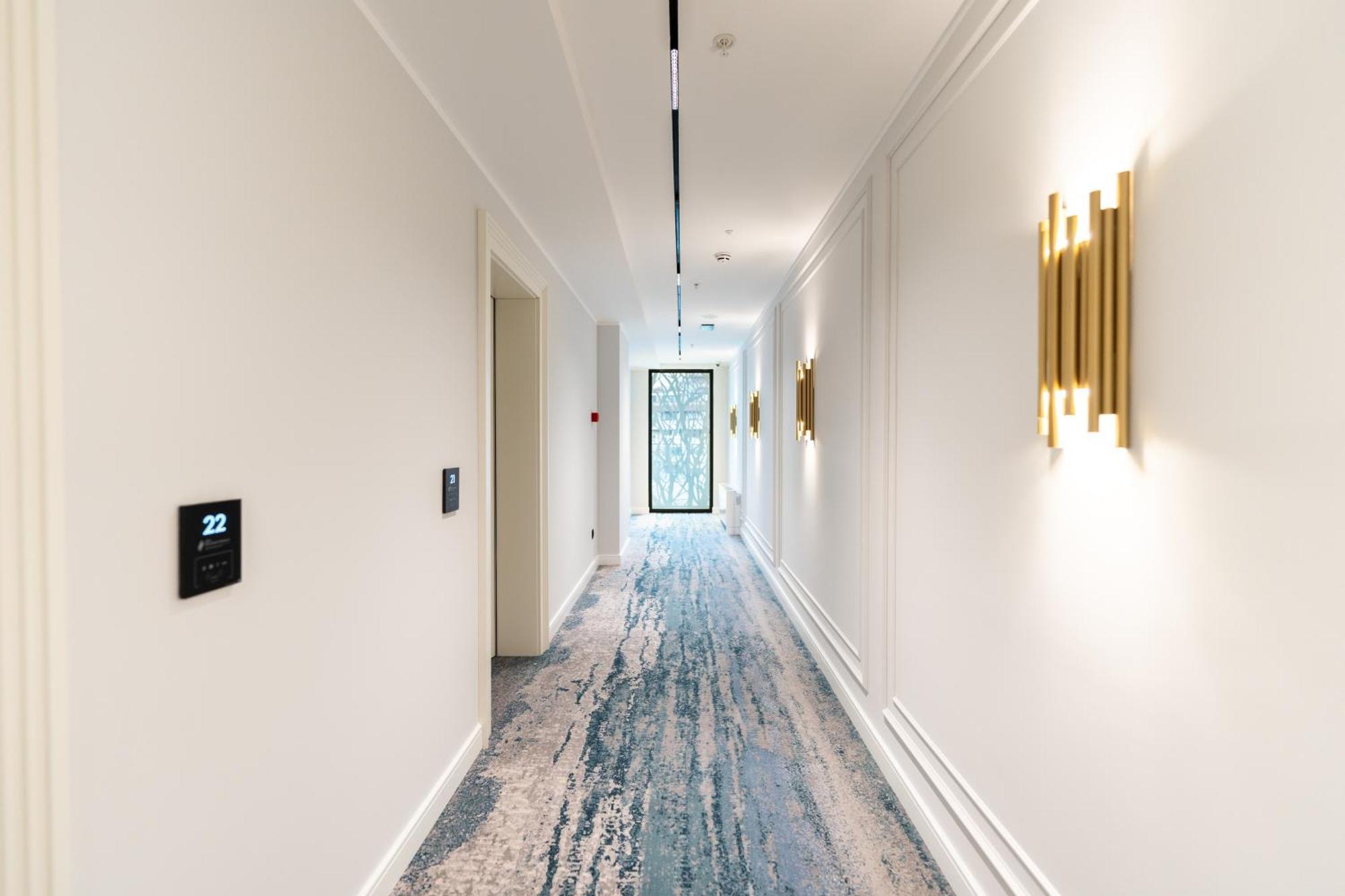 New Belgrade Premium Hotel Exterior foto